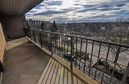 5th image of 175 Quincy Shore Dr #41
