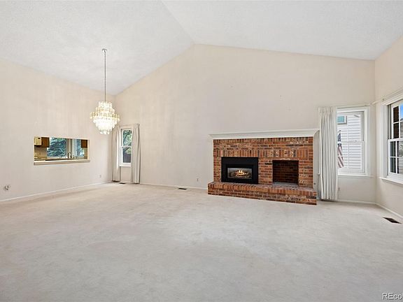 5th image of 2185 E Nichols Drive
