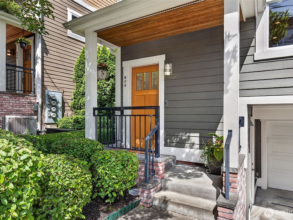 1st image of 804 3rd Avenue N