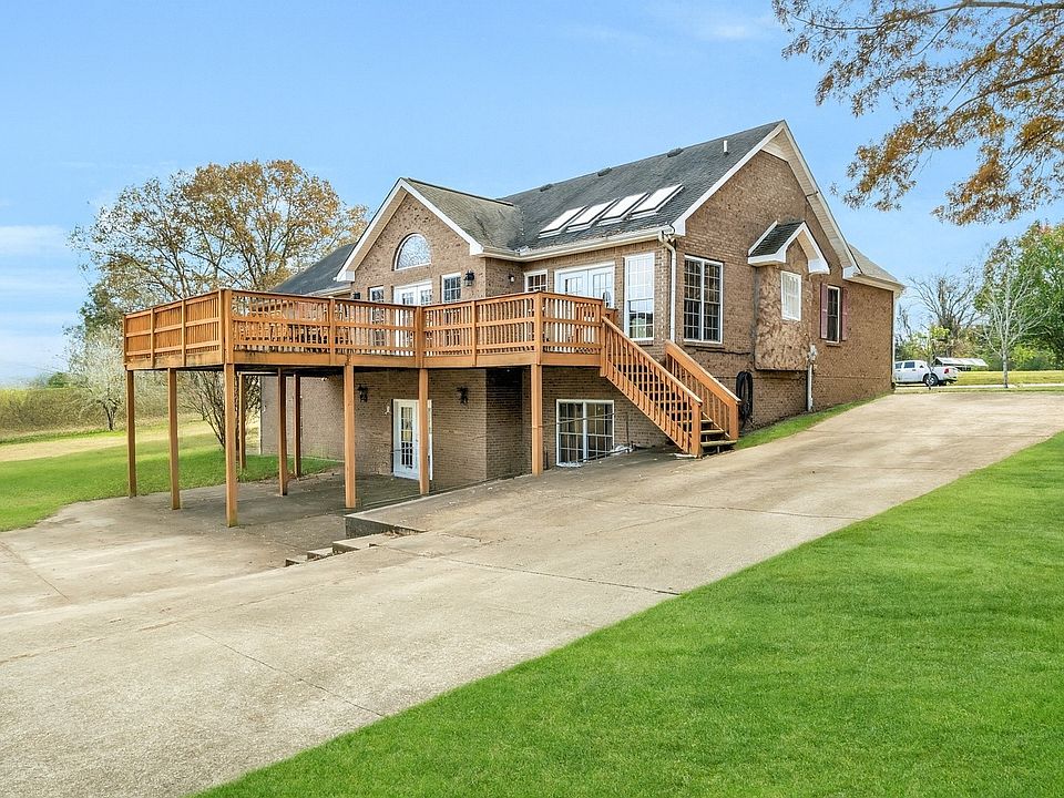 1st image of 311 Downs Rd