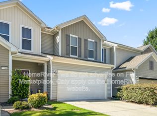 8104 Yaxley Hall Dr, Raleigh, NC 27616