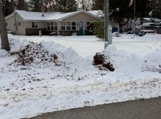 6578 Swallow Dr, Harrison, MI 48625