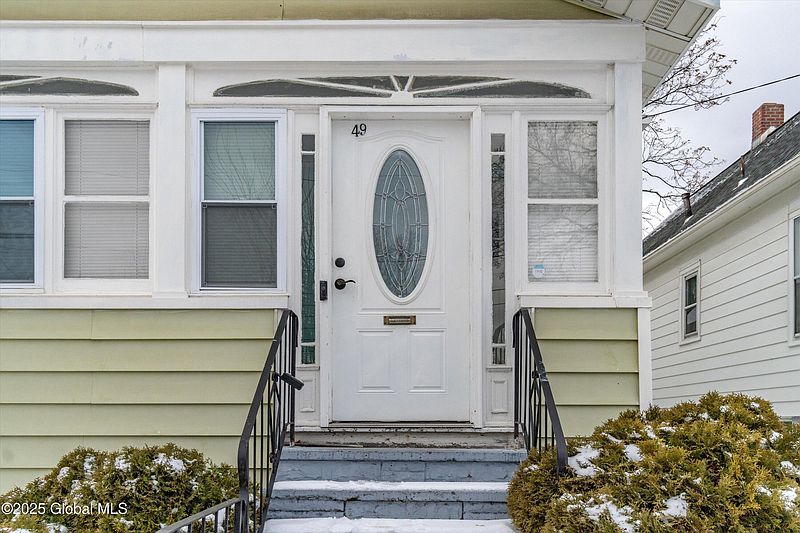 2nd image of 49 Grandview Terrace