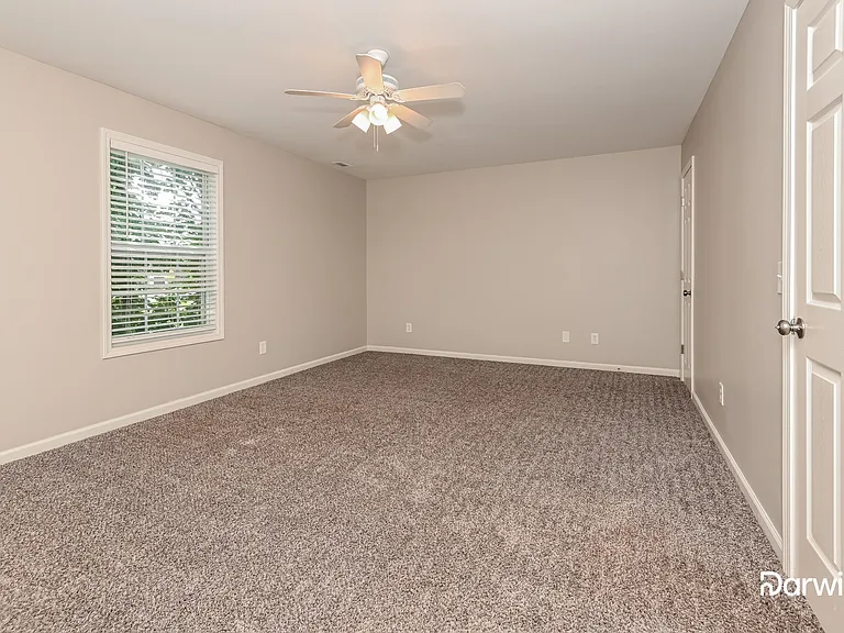 64 Maple Hill Dr — Photo 10