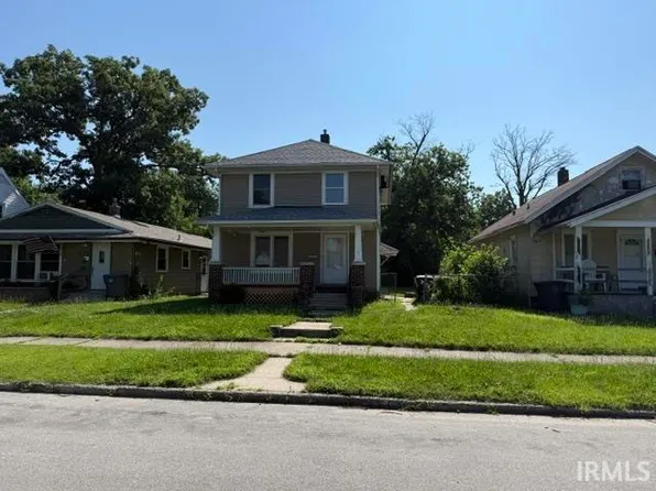 810 Huey St, South Bend, IN 46628