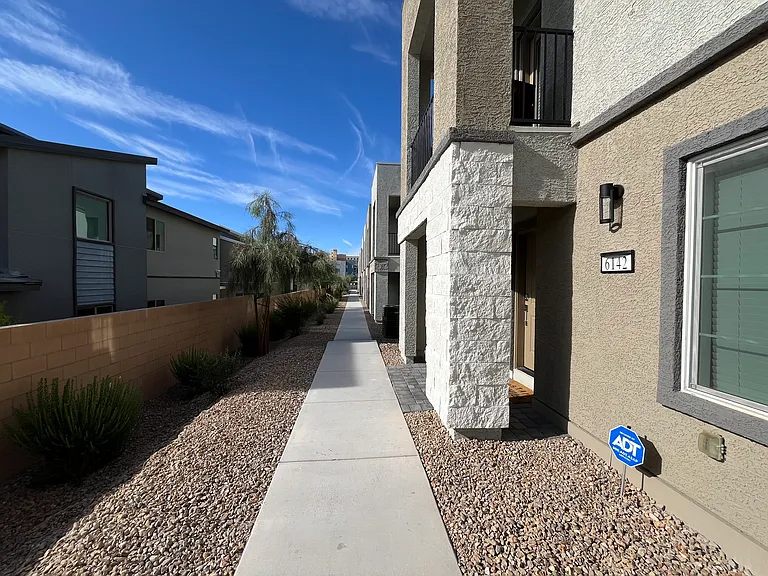 6142 Garden Oasis St — Photo 23