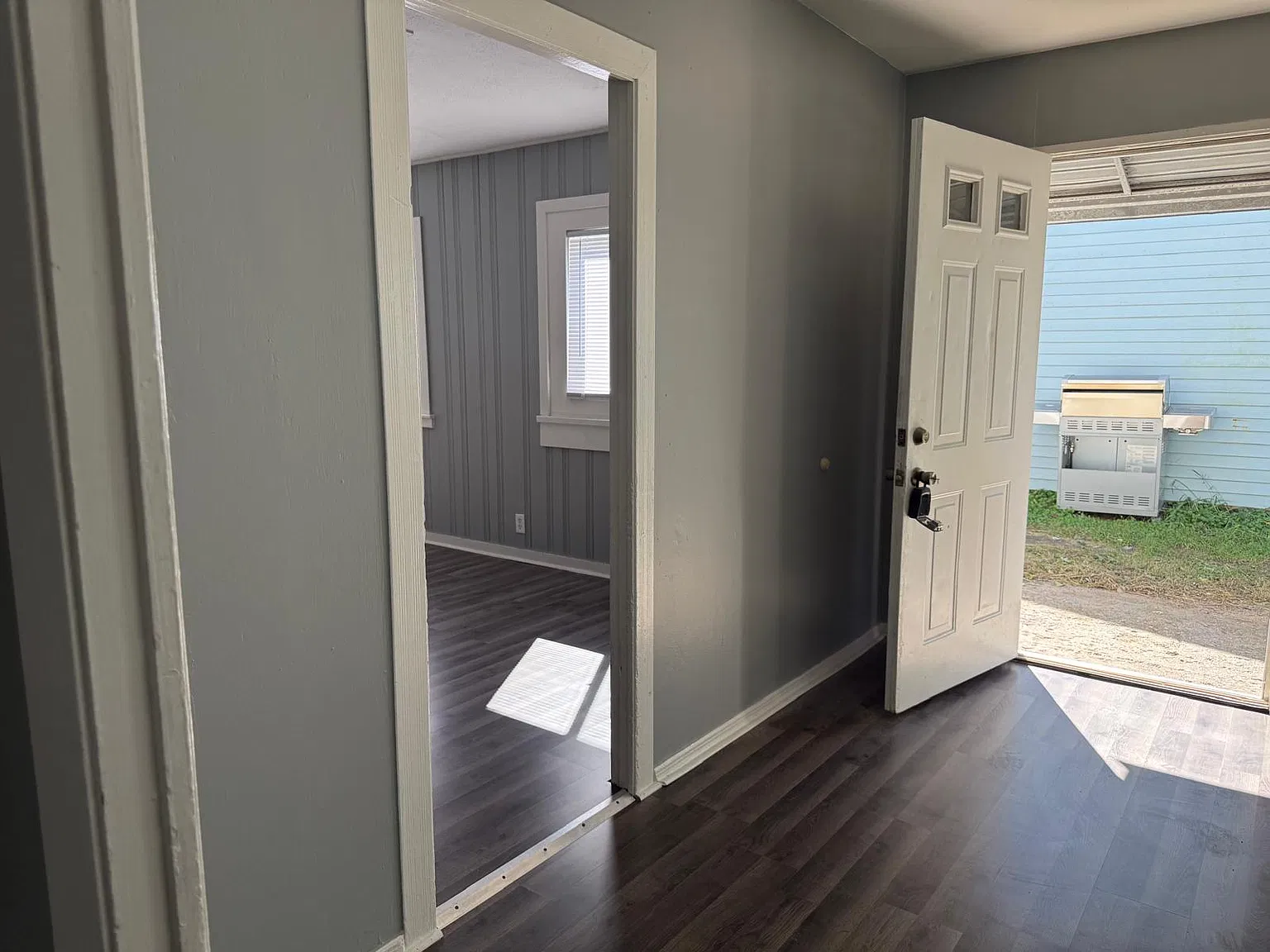 2 bed, 1376 sqft, $1,200 — Photo 2