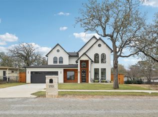 1713 Highland Dr W, Keller, TX 76262