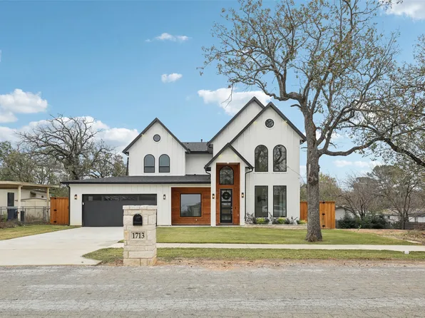 1713 Highland Dr W, Keller, TX 76262