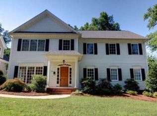 206 Avon Dr, Raleigh, NC 27608