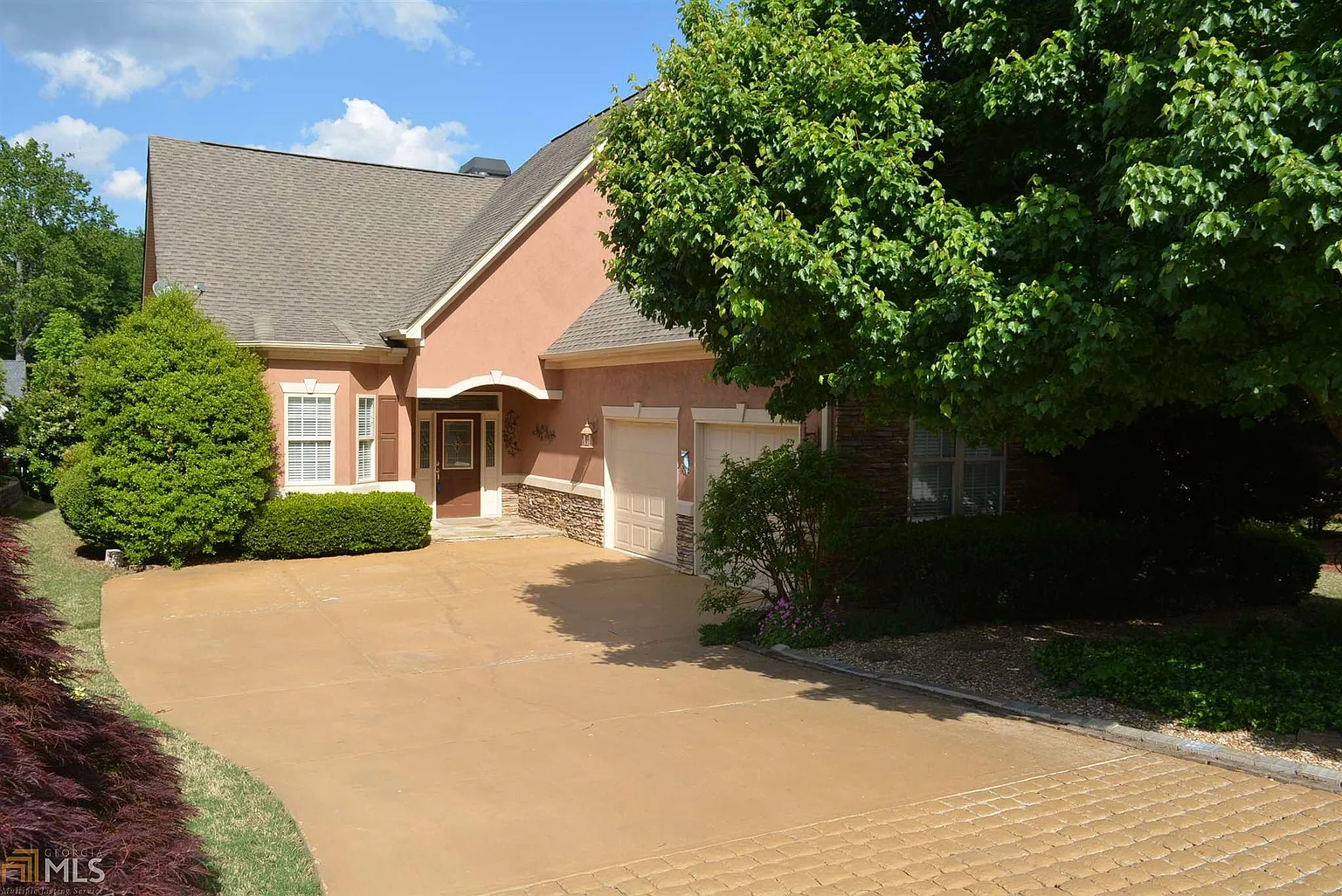 205 Lenox Dr photo 1