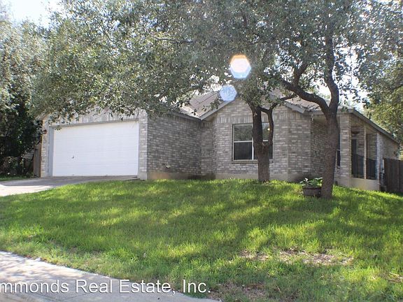 2nd image of 208 Samantha Dr