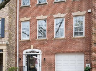 208 Oronoco St, Alexandria, VA 22314