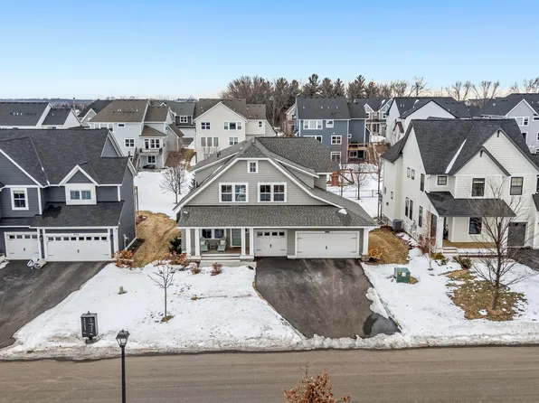 9966 Arrowwood Trl, Woodbury, MN 55129
