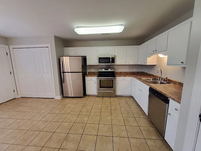 8898 Rasco Hills Cv — Photo 14