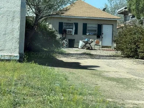 711 N Gray St, Pampa, TX 79065