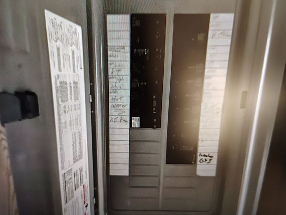 4th image of 501 N 4th St