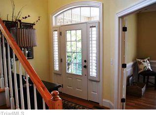 9 Linden Ln, Greensboro, NC 27410