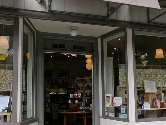3rd image of 24 Sussex St