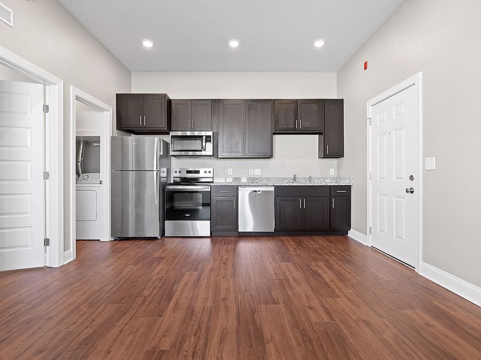1st image of 621 E Martin Luther King Blvd #302