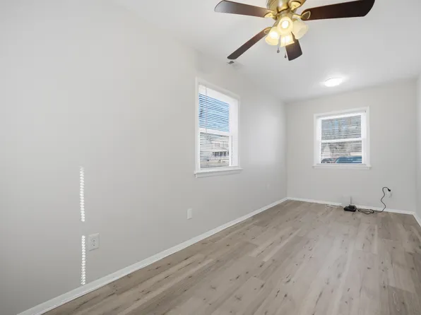 1482 Morgan Dr, Hampton, VA 23663