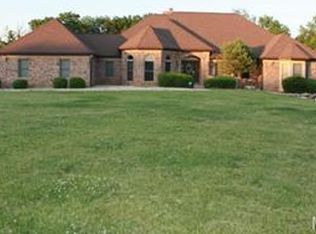 14858 Homestead Estates Dr, Florissant, MO 63034