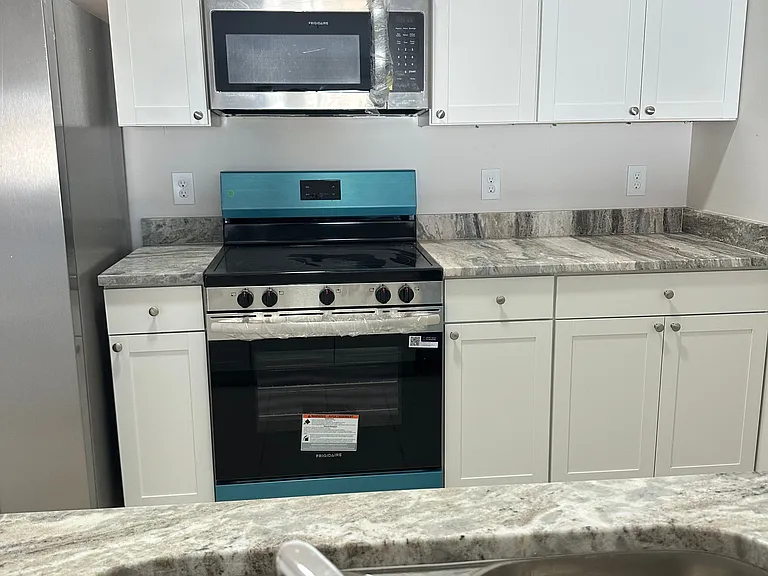 1131 NW 16th Ter #1131 — Photo 19