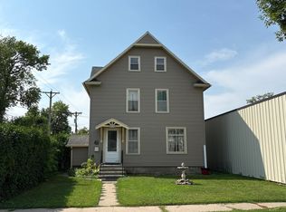 12 5th Ave NE, Aberdeen, SD 57401