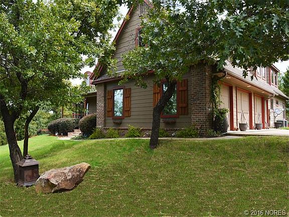 5th image of 15500 Linda Ln