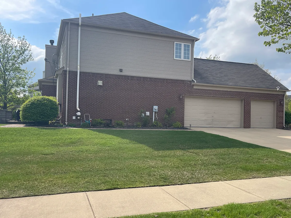 Building Photo - 48945 Running Trout Ln