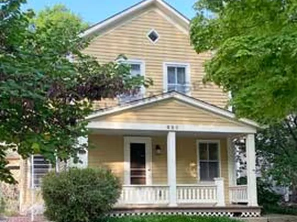 825 Ohio St #1, Lawrence, KS 66044