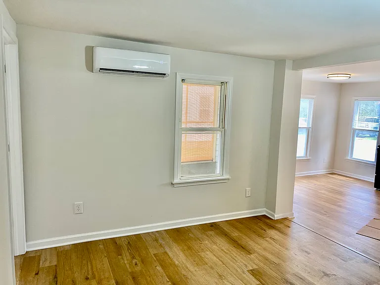 26 Clinton St #1 — Photo 13