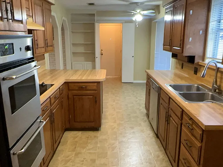 4008 Alava Dr — Photo 14