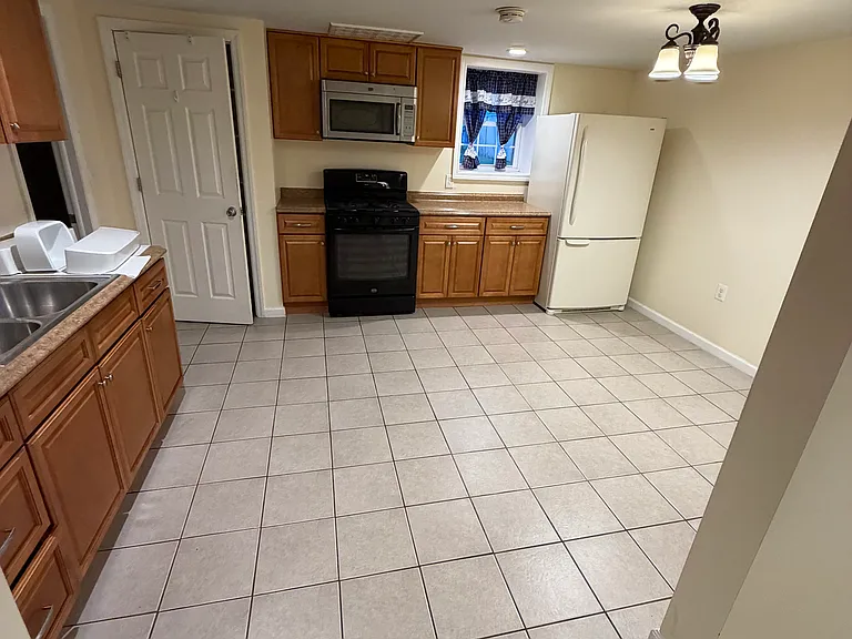 36 Bartsch Ave — Photo 1