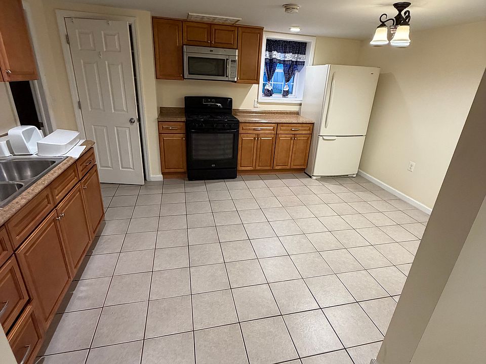 1st image of 36 Bartsch Ave