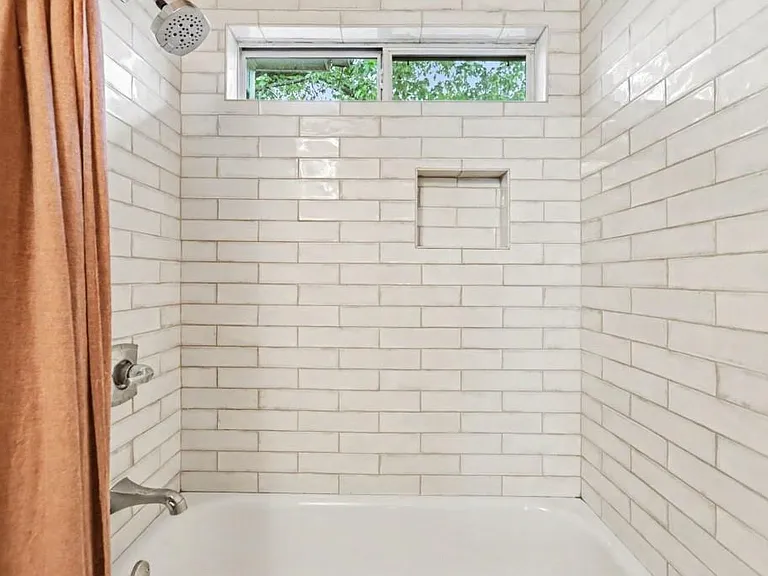 524 Broyles St SE — Photo 28