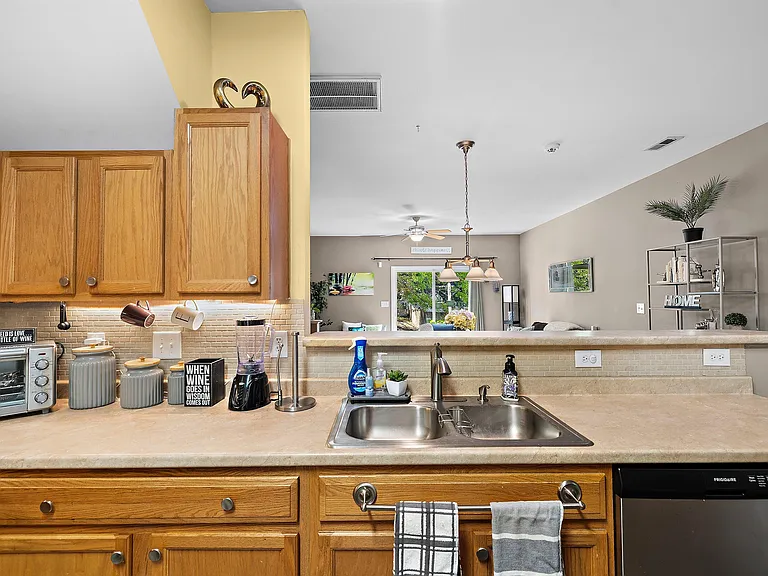 1210 Hadel Pl — Photo 12