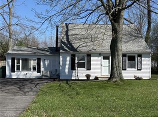 7325 Adkins Rd, Mentor, OH