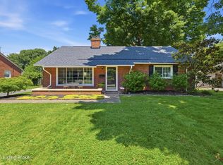 213 Hemingway Rd, Saint Matthews, KY 40207