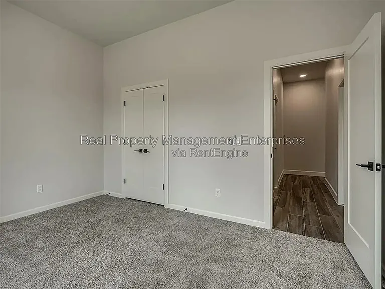 5933 NW 158th St — Photo 25