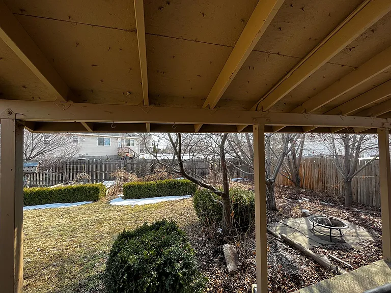 670 Cherry Hill Dr #B — Photo 15