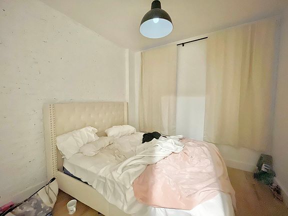 4th image of 30-56 44th St APT 1R