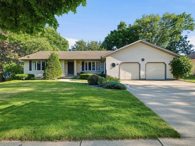 423 Butternut Dr, Oregon, WI, 53575