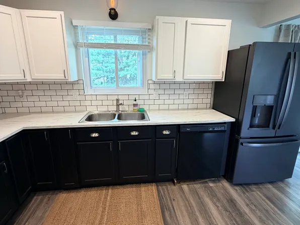 (undisclosed Address), Strongsville, OH 44149