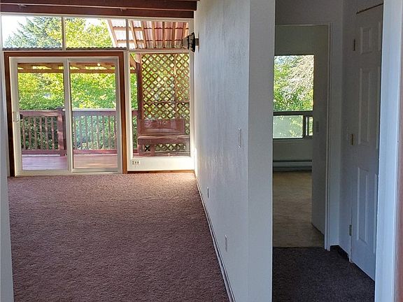 5th image of 1316 Thomas Ave