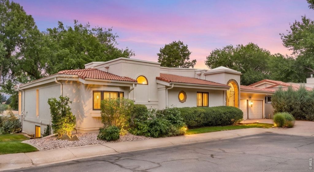 2109 Country Club Cv