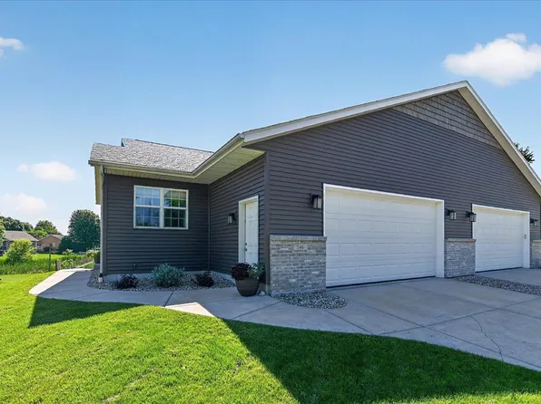 746 Thompson Dr, Oregon, WI 53575