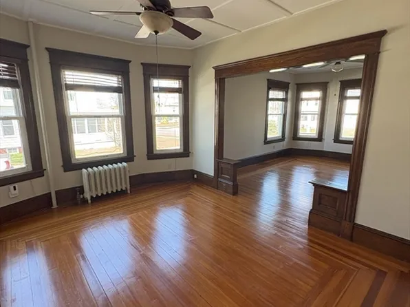 356 Springfield St #1, Chicopee, MA 01013