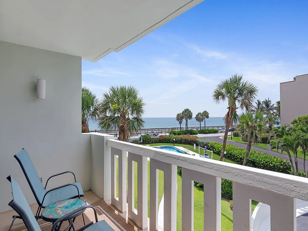 2 bed, 1250 sqft, $3,000 — Photo 4