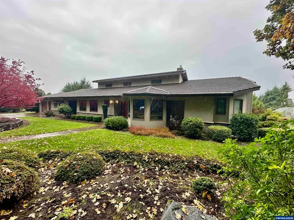 757 Mildred Ln SE, Salem, OR 97306